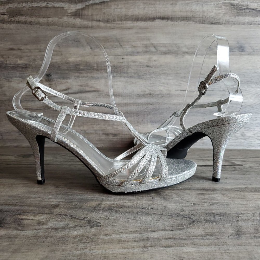 ❤️I. Miller Silver Glittery Strappy Heels
